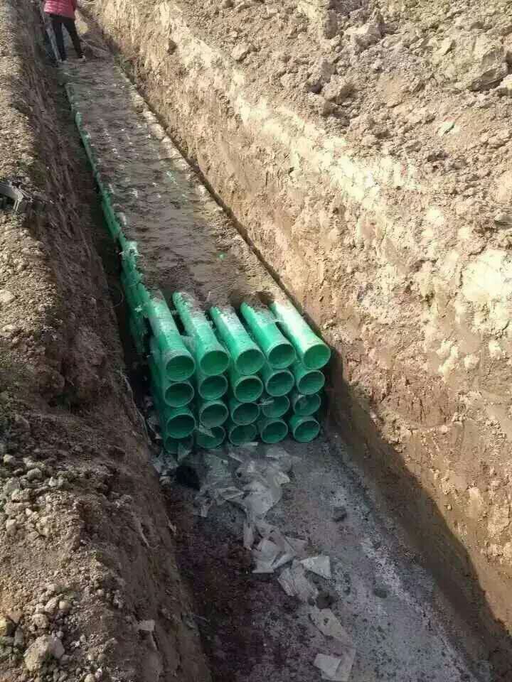 玻璃鋼地下管道安裝案例